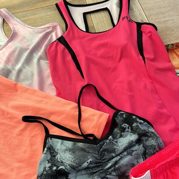 Lot of 6 pieces exercise clothing - Picture 3 of 7